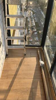 Остекление балкона панорамными окнами