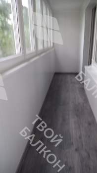 Остекление балкона и установка балконного блока