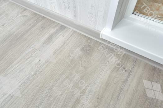 Отделка балкона ПВХ с утеплением