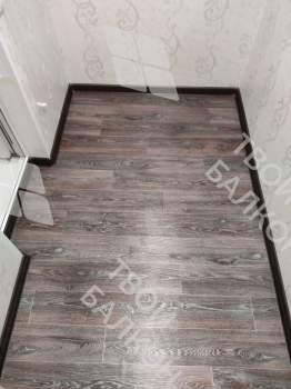 Остекление и отделка балкона под ключ панелями ПВХ и ламинатом