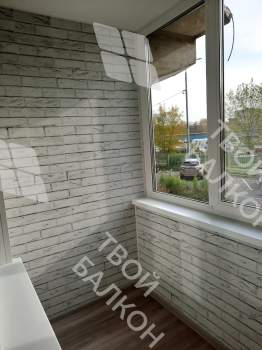 Отделка балкона и установка потайного люка