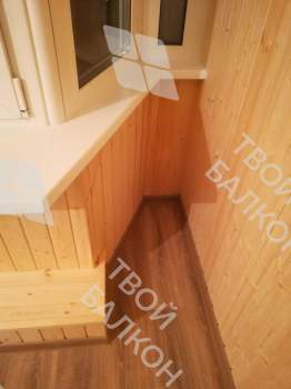 Остекление и отделка балкона Сапожок