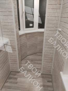 Отделка балкона с установкой теплого пола