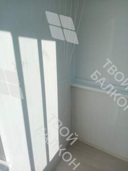 Остекление балкона и отделка стен