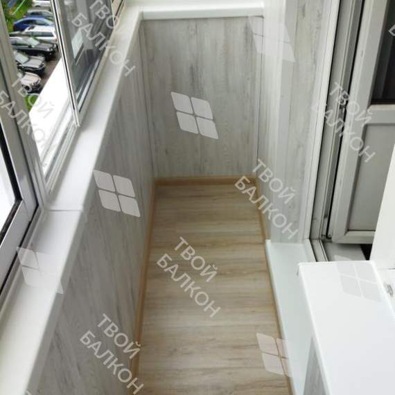 Отделка балкона с утеплением в многоквартирном доме